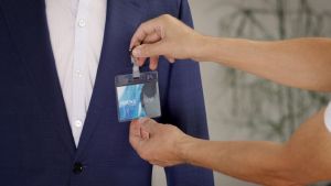 Europel badge met strip + clip, ft 90 x 60 mm