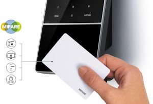Safescan TimeMoto TM-838 SC tijdsregistratiesysteem met MIFARE, RFID en gezichtsherkenning