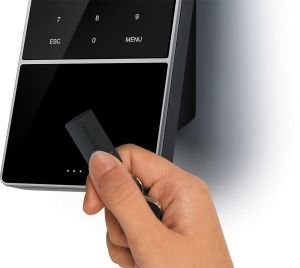 Safescan TimeMoto TM-838 SC tijdsregistratiesysteem met MIFARE, RFID en gezichtsherkenning