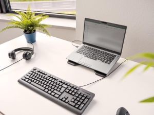 Trust Xstream Breeze laptop cooling stand