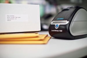 Dymo Value Pack: &eacute;tiquettes LabelWriter ft 89 x 28 mm, blanc, bo&icirc;te de 12 x 130 &eacute;tiquettes