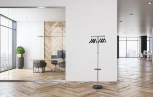 Kapstok vloerstandaard, met 6 zwarte kledinghangers