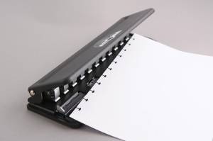 Atoma perforateur noir, 11 trous