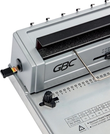GBC perforelieur manuel W12