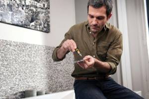 Pattex multilijm 100 % Repair Gel, tube van 20 g, op blister