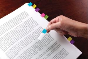 Post-it Notes small, 4 x 35 onglets, rouge, bleu, jaune et vert