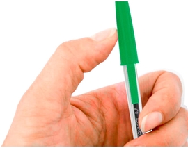 Q-CONNECT stylo bille, avec capuchon, 0,7 mm, pointe moyenne, vert, bo&icirc;te de 50 pi&egrave;ces