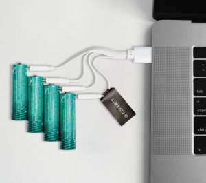Q-CONNECT USB-C herlaadbare batterijen AA, blister van 4 stuks