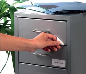 Avery L4737REV-25 &eacute;tiquettes enlevables ft 63,5 x 29,6 mm (b x h), 675 &eacute;tiquettes, blanc