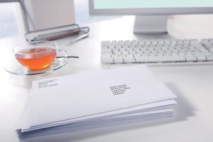 Avery L7159, Adresetiketten, Laser, Ultragrip, wit, 250 vellen, 24 per vel, 63,5 x 33,9 mm