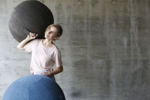 Vluv Stov zitbal Concrete 55cm