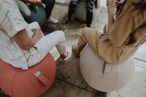 Vluv Sova zitbal Salmon 65cm