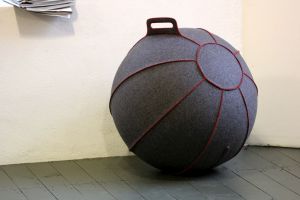 Vluv Velt zitbal Grey-Melange / Red 75cm