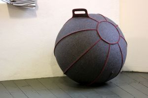 Vluv Velt zitbal Grey-Melange / Red 75cm