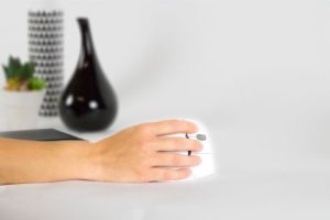 Bakker Elkhuizen Verticale Ergonomische Muis Evoluent4 wit Bluetooth (Rechterhand)